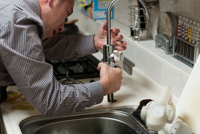 Home plumber handyman repair